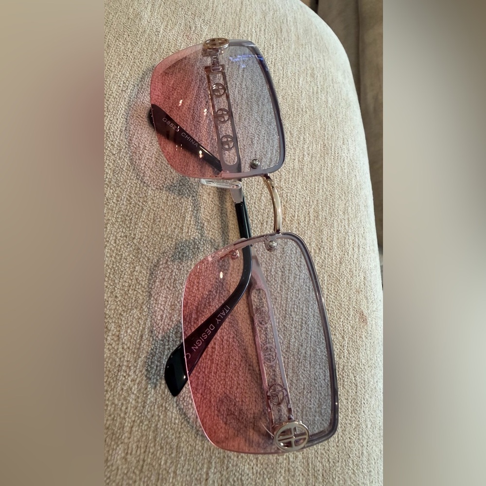 Chic Pink Sunglasses y2k